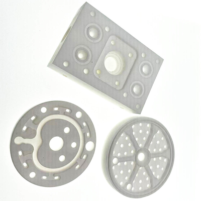 Συνήθεια τεφλόν PTFE CNC που επεξεργάζεται 0.05mm που γυαλίζουν στη μηχανή